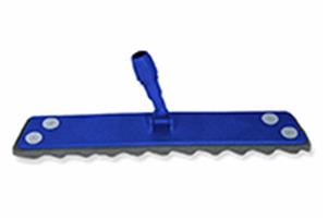 ATTREZZO BLU CM.60 C/SPUGNA c/MANICO